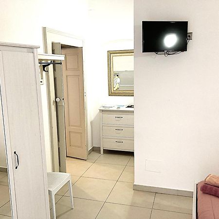 Appartamento Aurora Бари Экстерьер фото